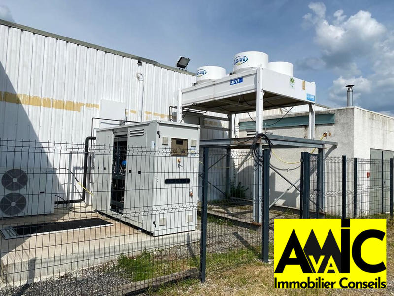 Local commercial - 1 226 m² - 5 pièces