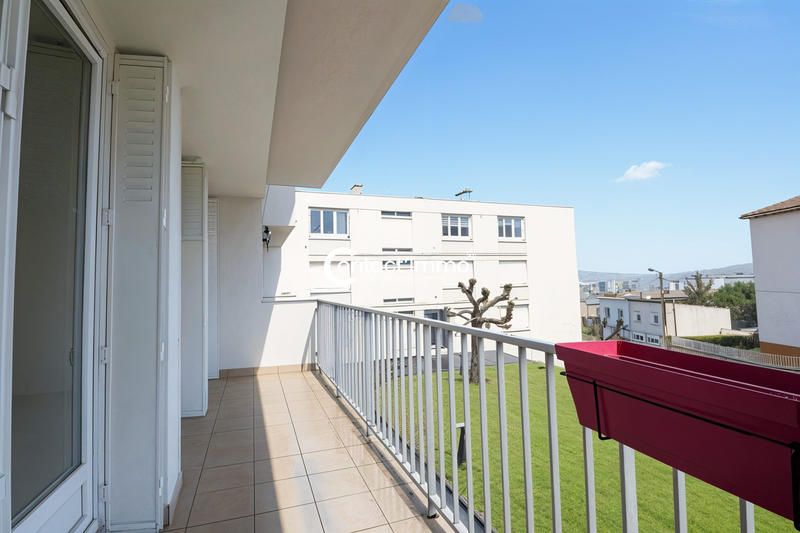 Appartement - 87 m² - 4 pièces