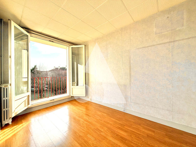 Appartement - 65 m² - 4 pièces