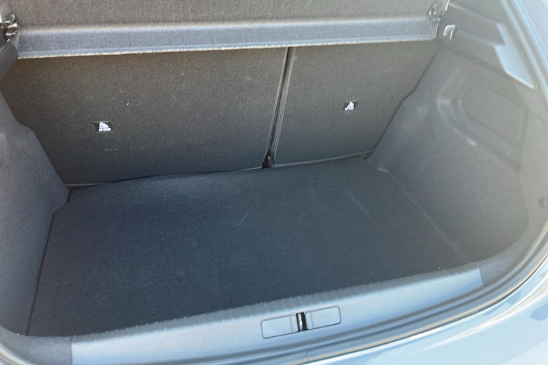 Peugeot 208 II Hybrid 100 e-Dcs6 Allure