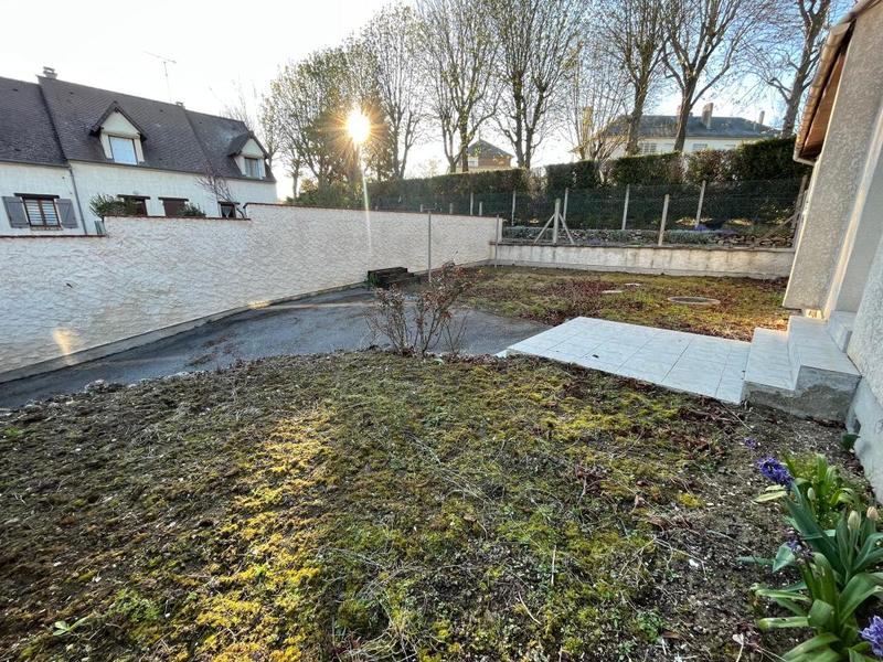 Maison - 87 m² - 4 pièces