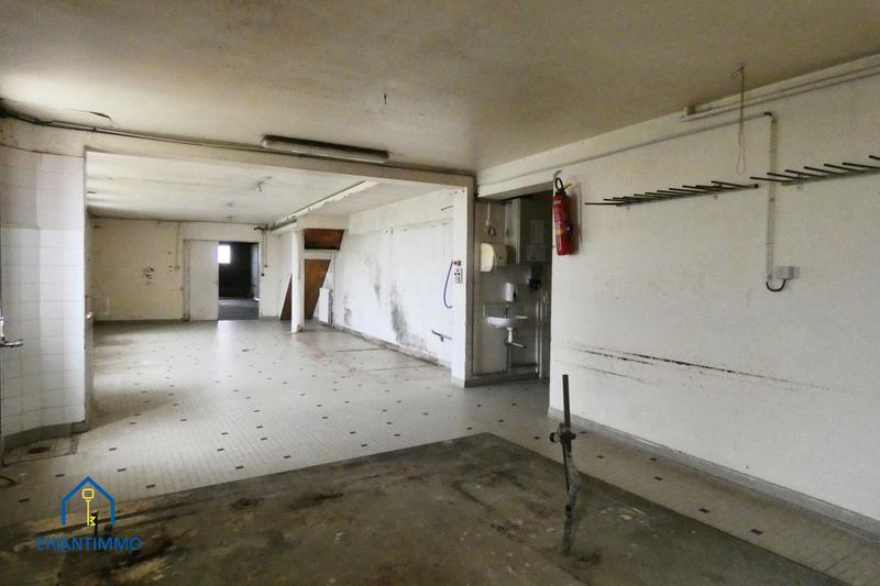 Maison - 420 m² - 13 pièces