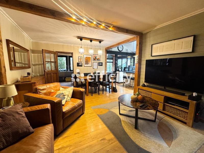 Bureau - 270 m² - 9 pièces