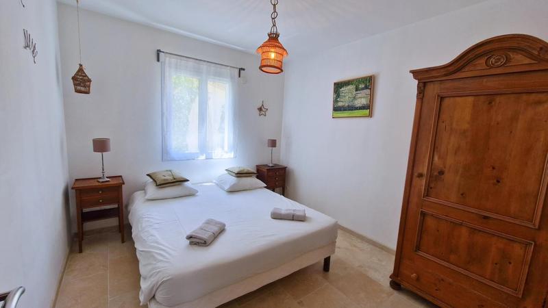 Maison - 221 m² - 9 pièces