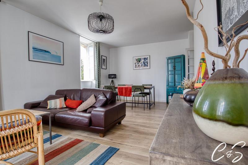 Appartement - 81 m² - 3 pièces