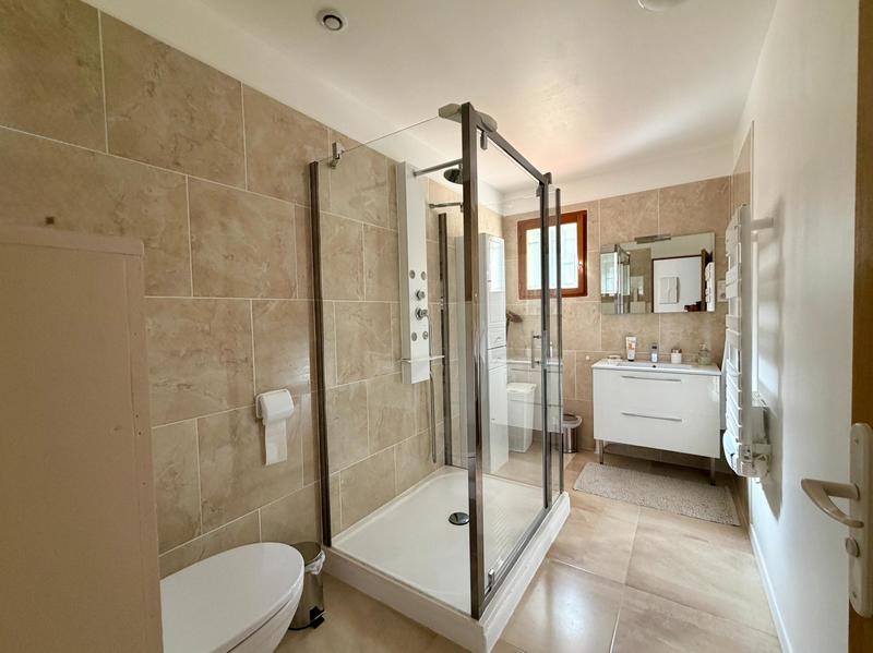 Maison - 165 m² - 6 pièces