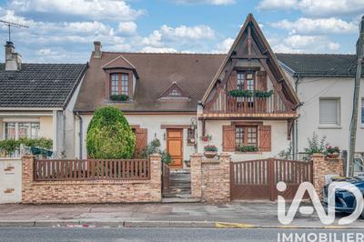 Maison - 139 m² - 6 pièces