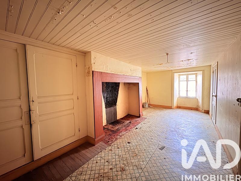 Maison - 220 m² - 7 pièces