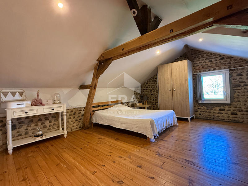 Maison - 145 m² - 5 pièces