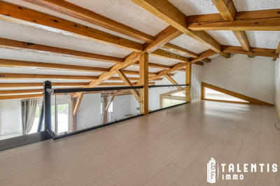 Maison - 342 m² - 12 pièces