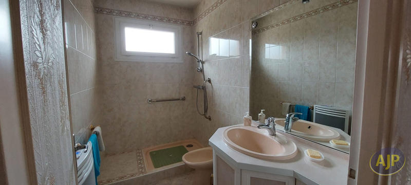 Maison - 76 m² - 4 pièces