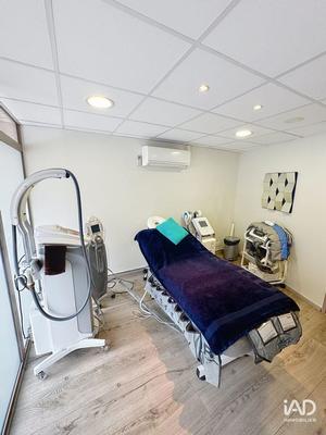 Local commercial - 104 m²