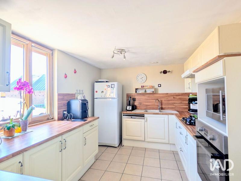 Maison - 95 m² - 5 pièces