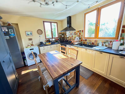 Maison - 85 m² - 5 pièces