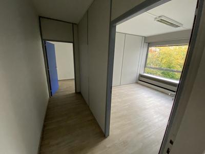 Bureau - 390 m²