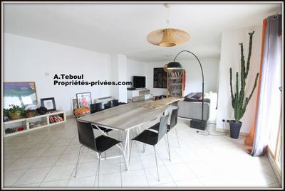 Appartement - 140 m² - 5 pièces