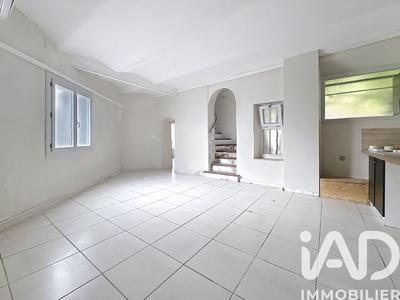 Maison de ville - 90 m² - 4 pièces