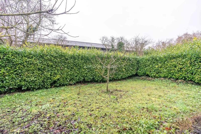 Magasins - 283 m² - 4 pièces