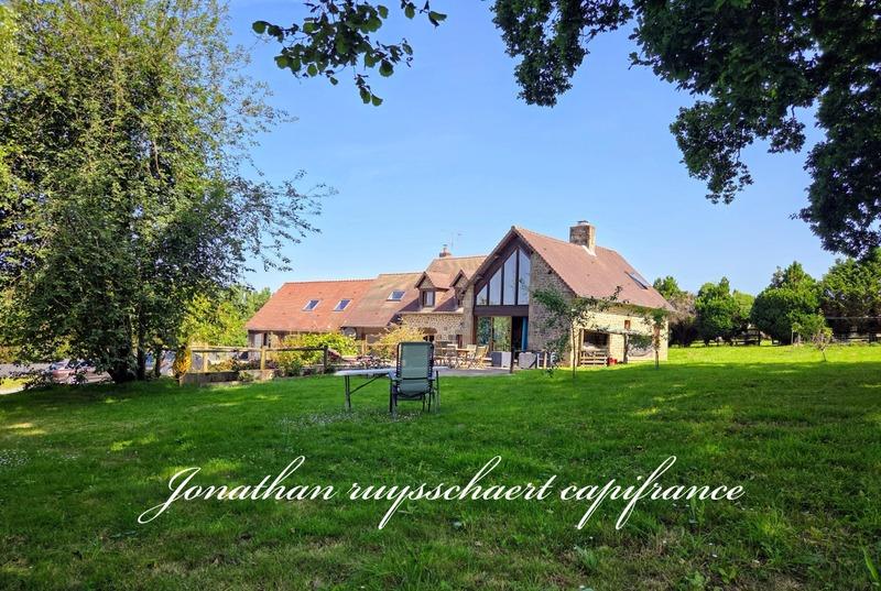 Maison de campagne - 250 m² - 10 pièces