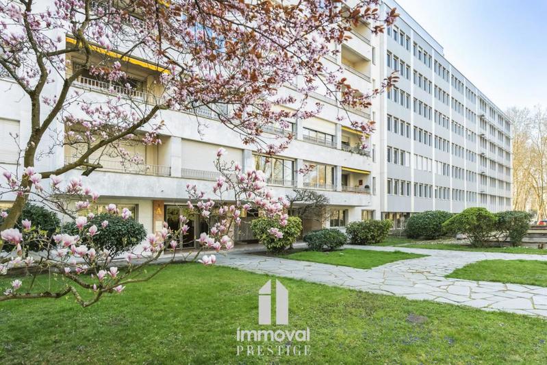 Penthouse - 384 m² - 9 pièces