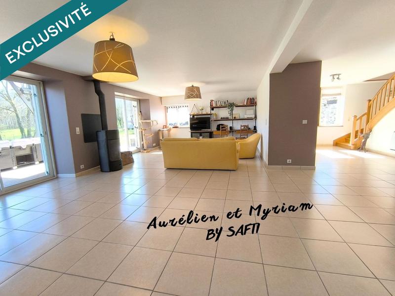 Maison - 210 m² - 7 pièces