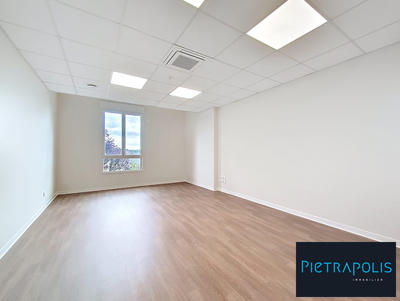 Local d'activités - 46 m²