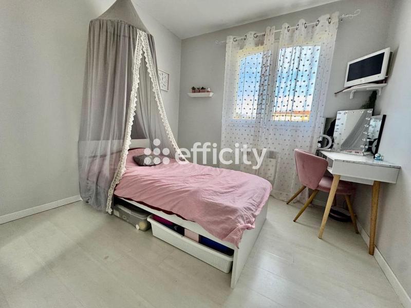 Villa - 140 m² - 7 pièces