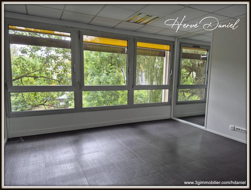 Bureau - 503 m² - 16 pièces