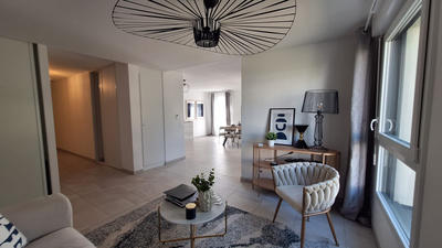 Appartement - 92 m² - 4 pièces