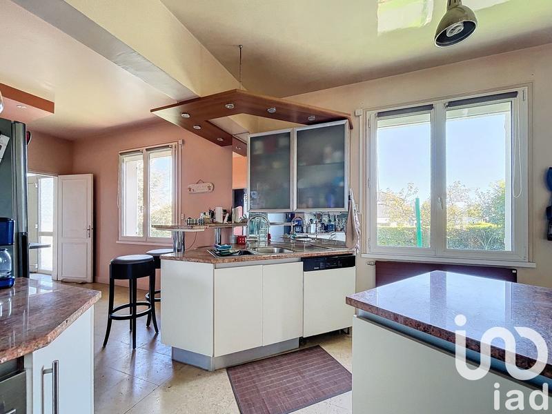 Maison - 265 m² - 8 pièces