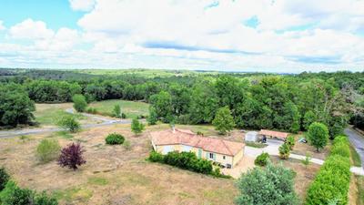 Maison - 172 m² - 6 pièces