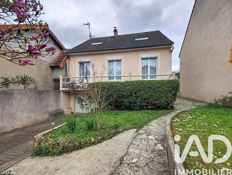 Maison - 105 m² - 6 pièces