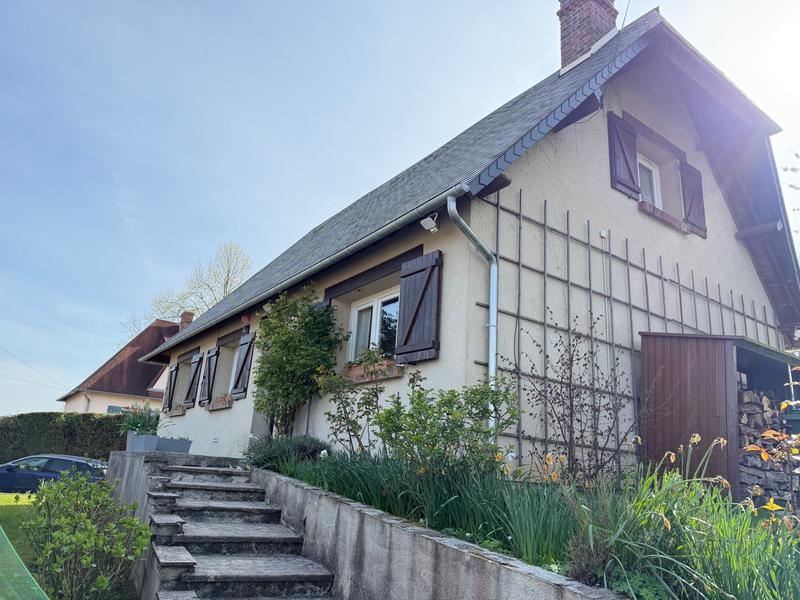 Maison - 105 m² - 4 pièces