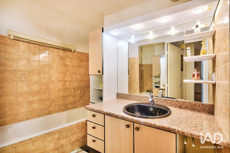 Appartement - 95 m² - 4 pièces