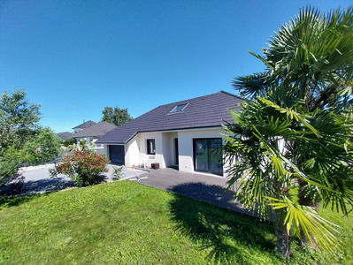 Maison - 140 m² - 5 pièces