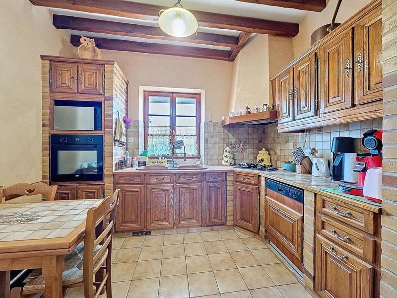 Maison - 178 m² - 8 pièces