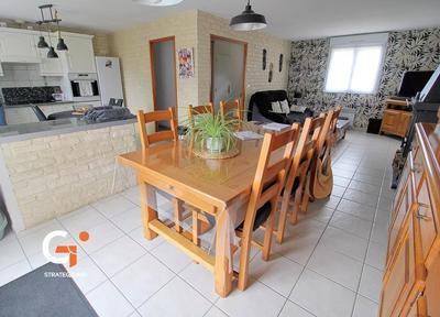 Maison - 98 m² - 4 pièces