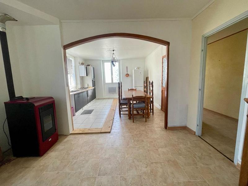 Maison - 198 m² - 7 pièces