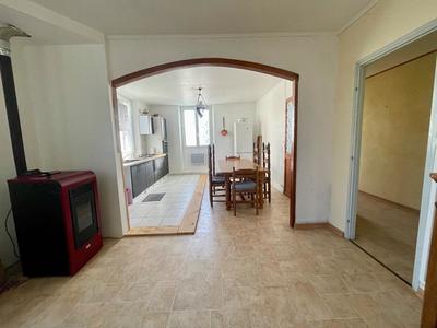 Maison - 198 m² - 7 pièces