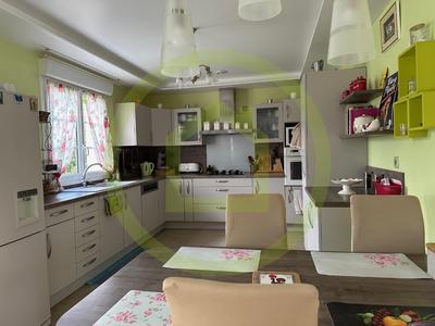 Maison - 146 m² - 6 pièces