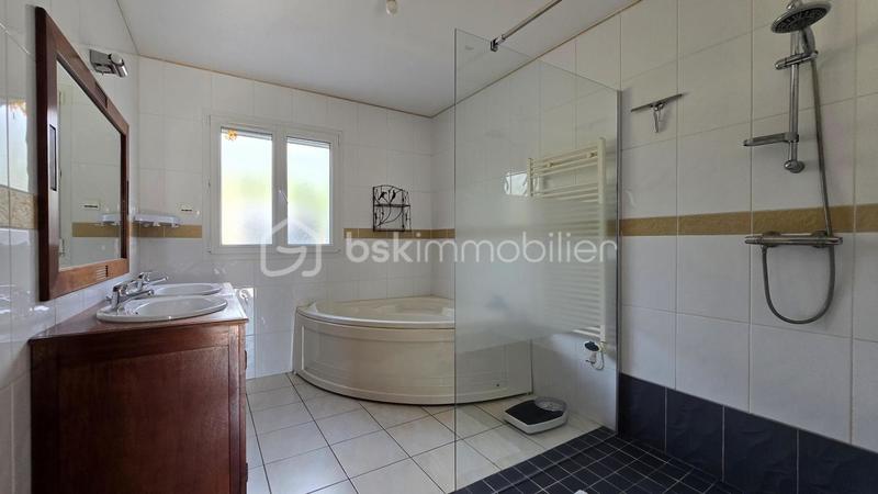 Maison - 178 m² - 6 pièces