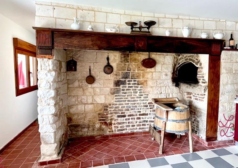 Maison - 340 m² - 10 pièces