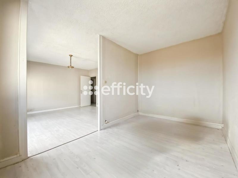 Appartement - 67 m² - 4 pièces