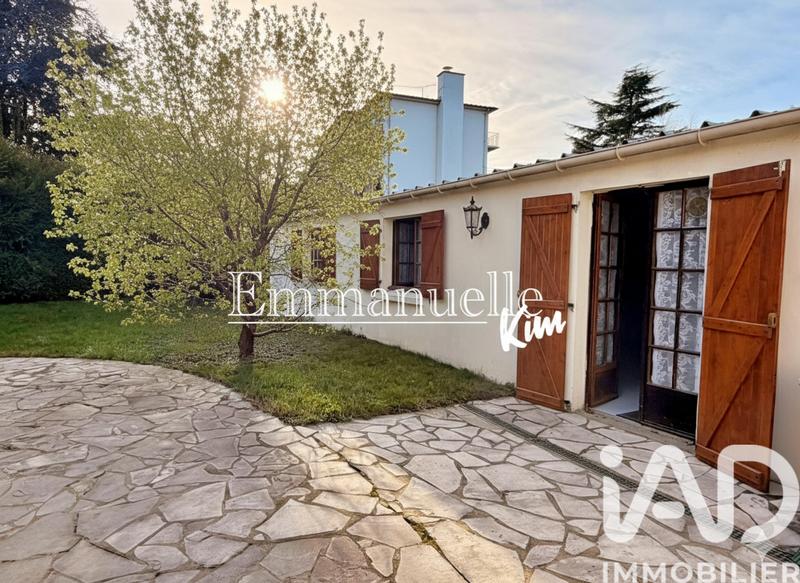 Maison - 158 m² - 6 pièces