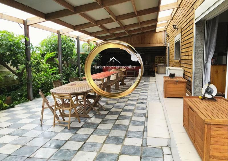 Villa - 140 m² - 6 pièces