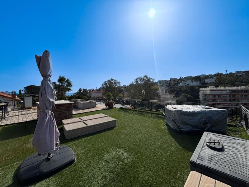 Appartement - 110 m² - 3 pièces