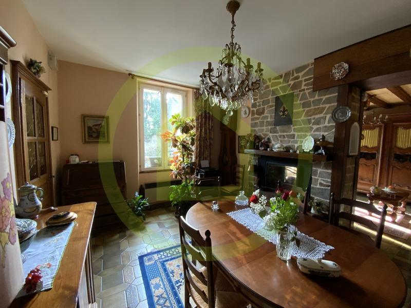 Maison - 130 m² - 8 pièces