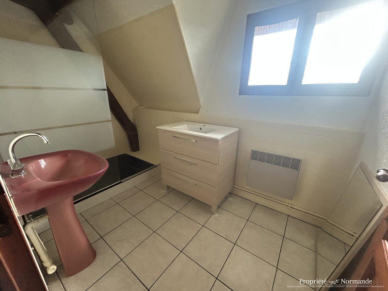 Maison - 92 m² - 5 pièces