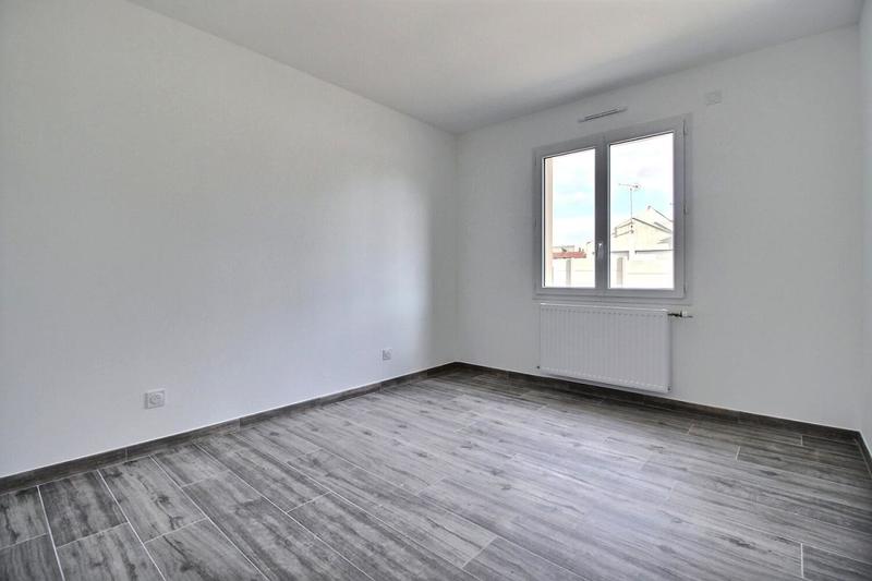 Maison - 99 m² - 4 pièces