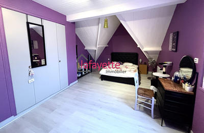 Maison - 191 m² - 6 pièces